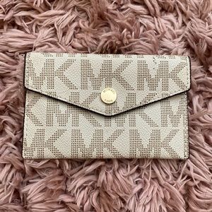 Michael kors small wallet